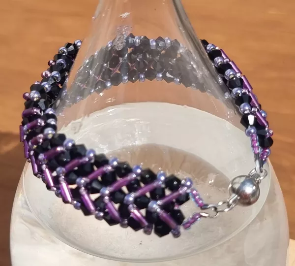 chevron beaded bracelet, black and purple